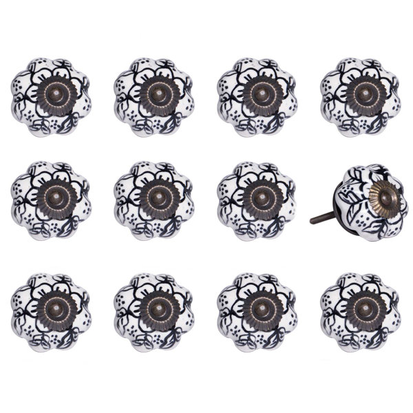 TODAY DECOR Todaydecor 1.5" X 1.5" X 1.5" White Black And GoldKnobs 12
